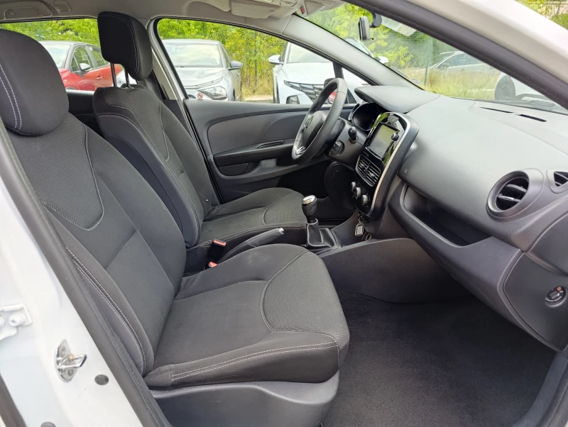 Renault Clio Grandtour 1.5 dCi, снимка 10 - Автомобили и джипове - 51354747