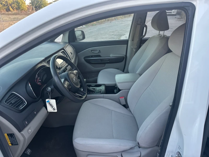 Kia Carnival Sedona Бензин, снимка 15 - Автомобили и джипове - 52517814