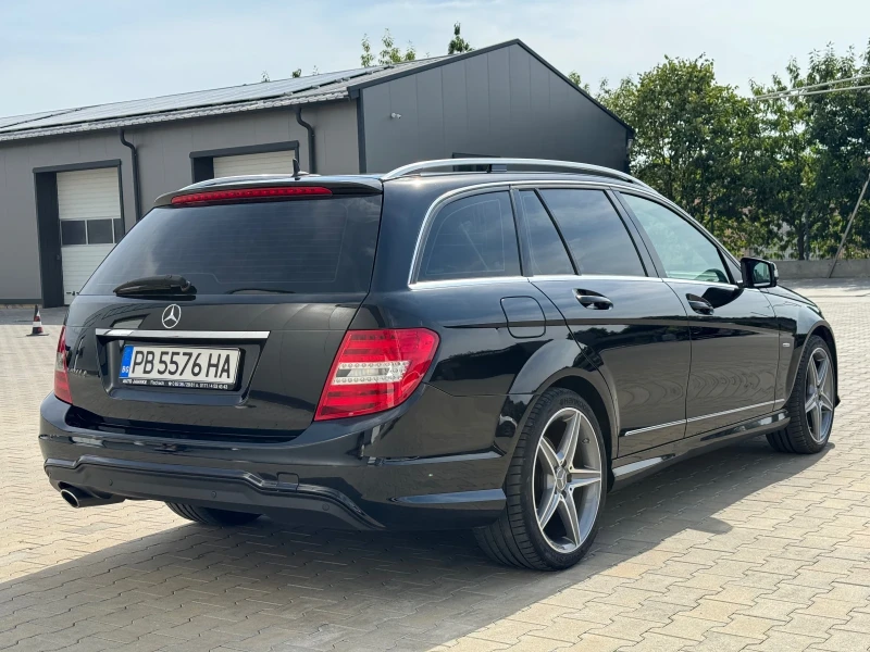 Mercedes-Benz C 220 AMG LINE* BI-XENON* АВТОМАТ* ОБСЛУЖЕН!, снимка 4 - Автомобили и джипове - 52474591