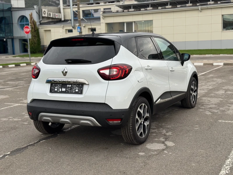 Renault Captur, снимка 4 - Автомобили и джипове - 51879468