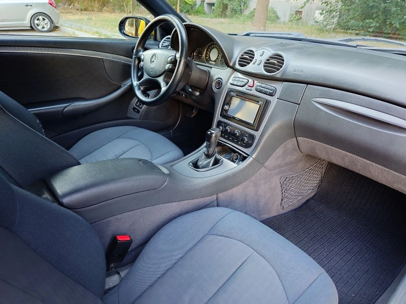 Mercedes-Benz CLK Clk 200 kompressor, снимка 8 - Автомобили и джипове - 52517724