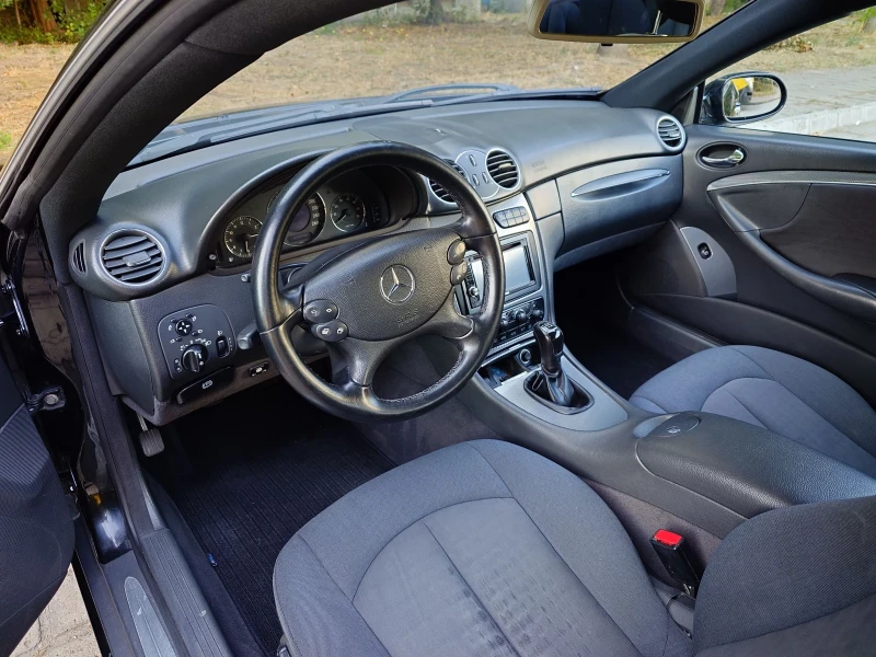 Mercedes-Benz CLK Clk 200 kompressor, снимка 7 - Автомобили и джипове - 52517724