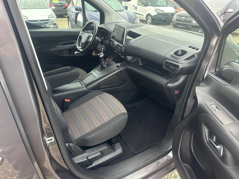 Opel Combo Life 1, 5 CDTI INNOVATION , снимка 9 - Автомобили и джипове - 52653759