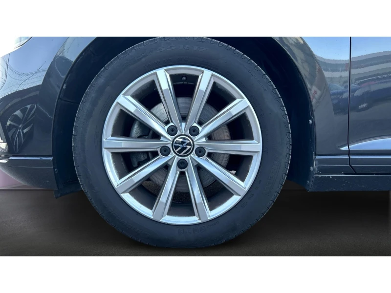 VW Passat  2. 0 TDi DSG SCR, Месечна вноска от 525 лв., снимка 17 - Автомобили и джипове - 52829541