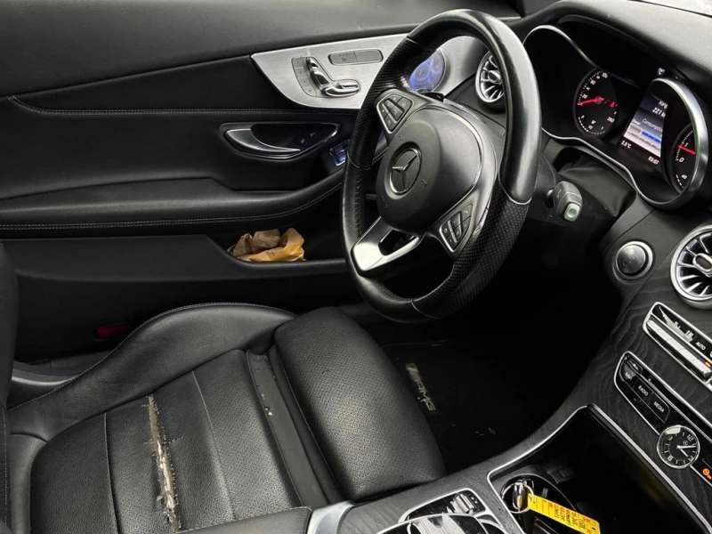 Mercedes-Benz C 300 * CARFAX * БЕЗ ПЪРВОНАЧАЛНА ВНОСКА, снимка 5 - Автомобили и джипове - 52888896