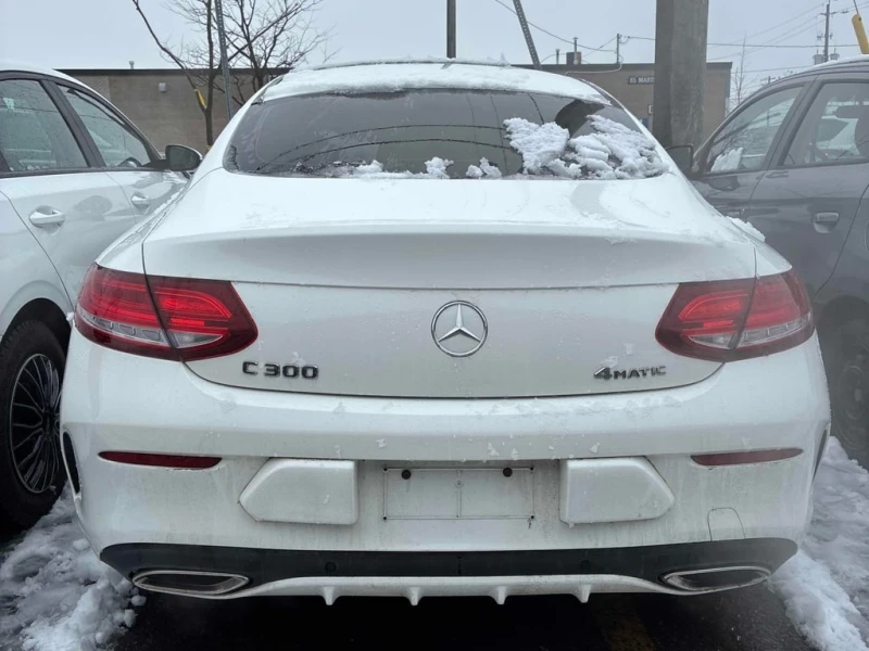 Mercedes-Benz C 300 * CARFAX * БЕЗ ПЪРВОНАЧАЛНА ВНОСКА, снимка 4 - Автомобили и джипове - 52888896