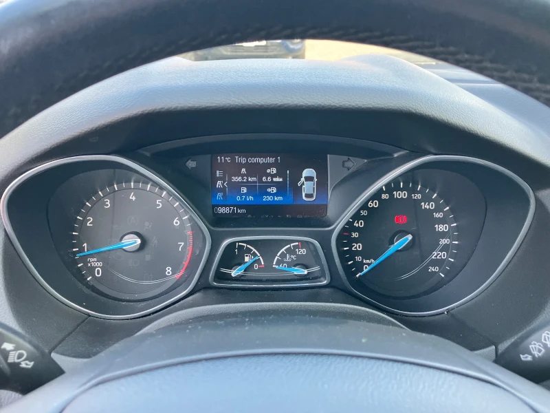 Ford Focus 99000км/2019/100к.с/Климатр/MotoPfohe/Гаранционен, снимка 8 - Автомобили и джипове - 53027456