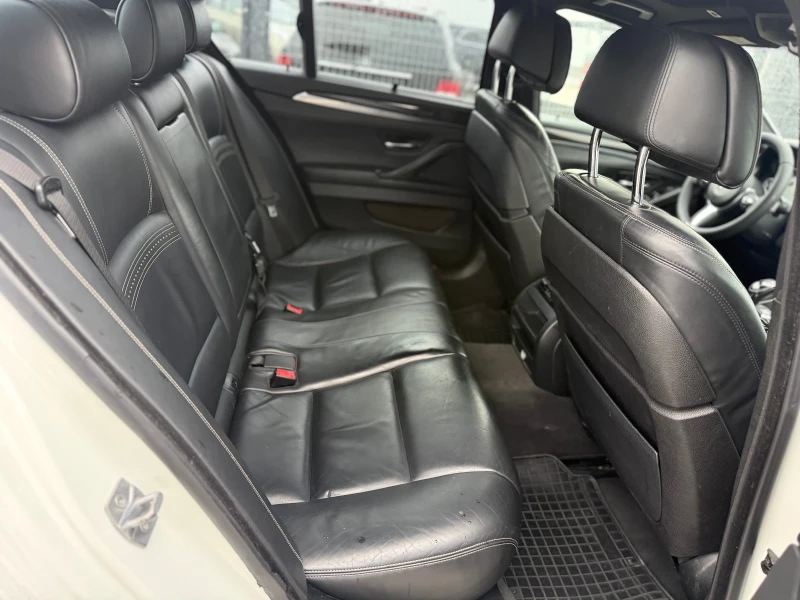 BMW 550 i* 2016г* FACE* M Pack* 177.000KM* ТОП Състояние* , снимка 12 - Автомобили и джипове - 53276729
