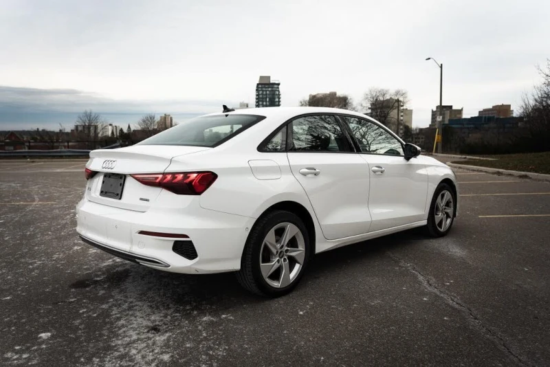 Audi A3 40 TFSI* quattro Komfort* АвтоКредит* (ЦЕНА ДО БГ), снимка 5 - Автомобили и джипове - 53292666