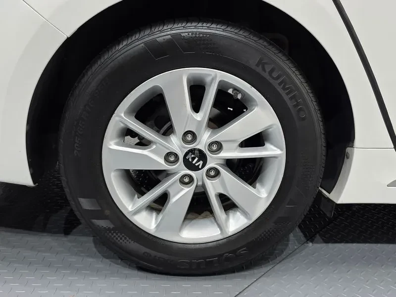 Kia K5 LPG - САМО 30% АВАНС, снимка 5 - Автомобили и джипове - 56322097