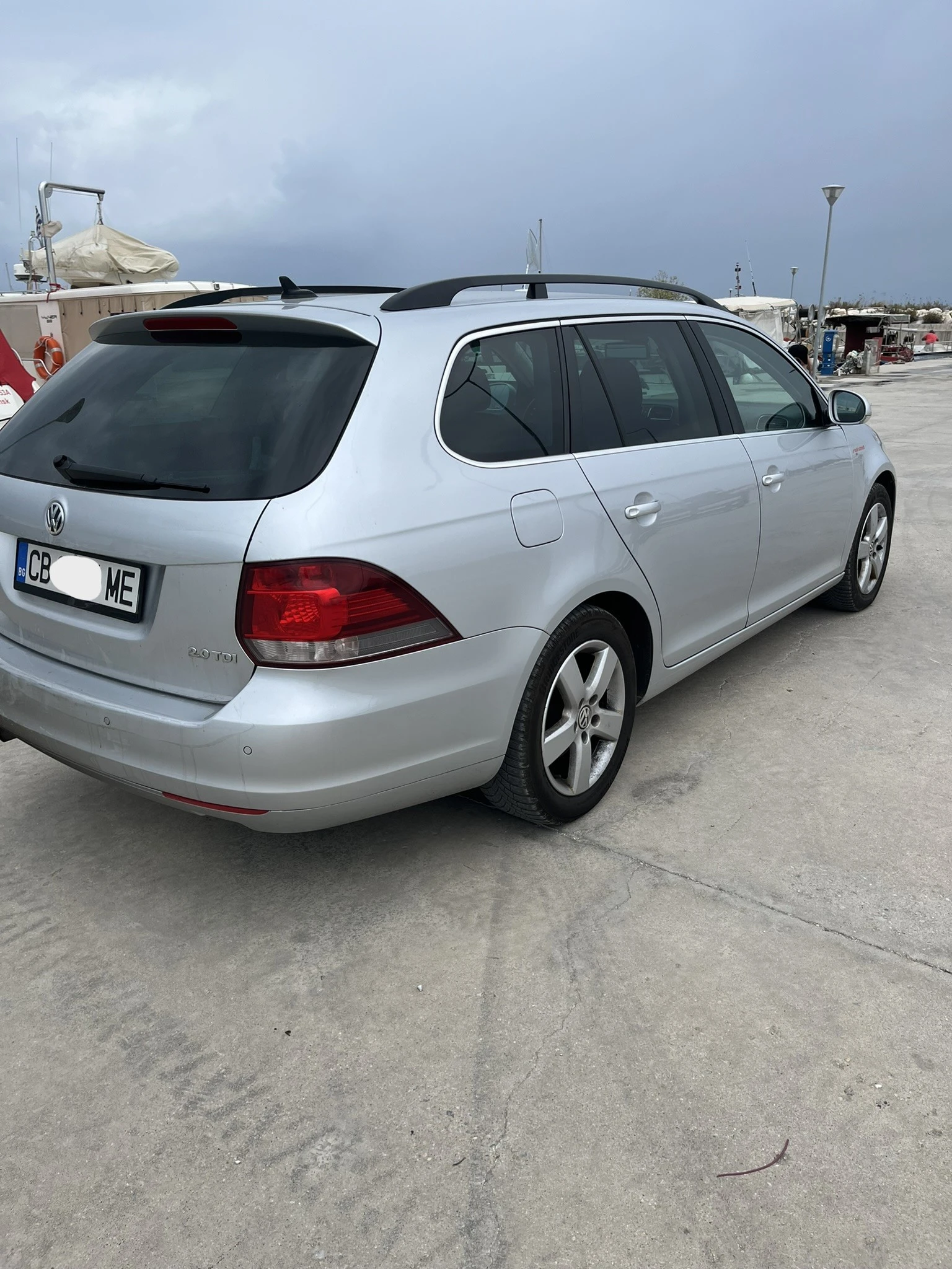 VW Golf Variant 2.0 TDI - изображение 6