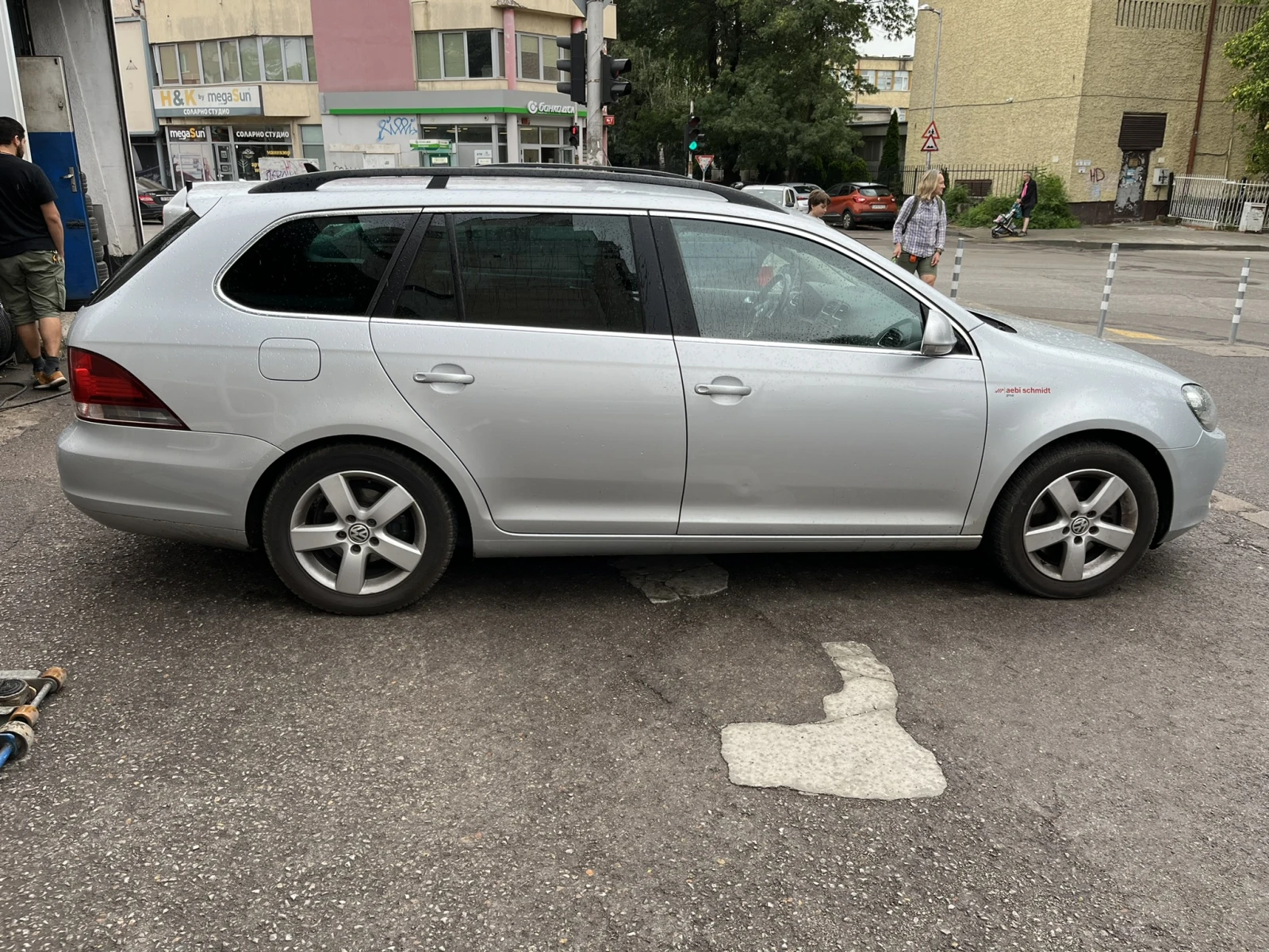 VW Golf Variant 2.0 TDI - изображение 7