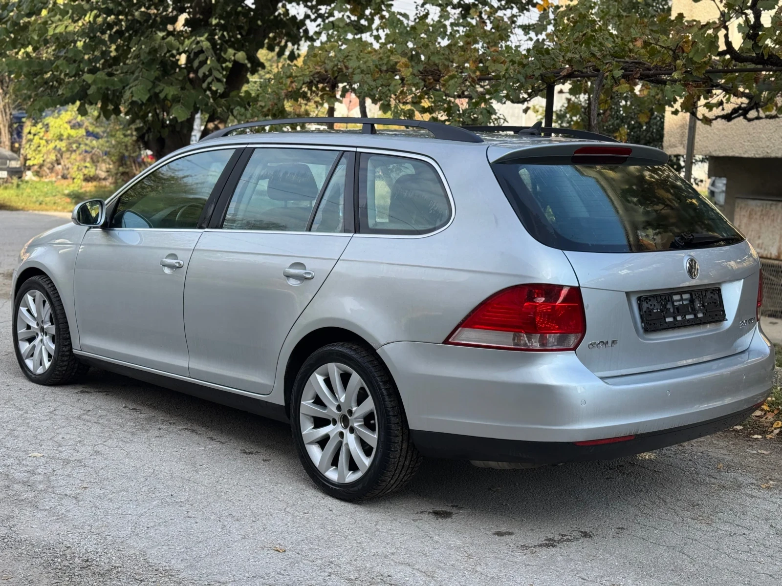 VW Golf Variant 2.0TDI* 140к.с* DSG - изображение 2