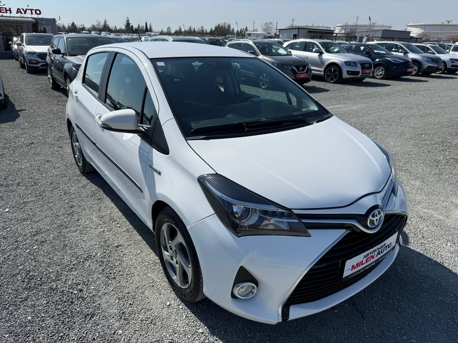 Toyota Yaris (KATO НОВА)^(ХИБРИД) - изображение 3