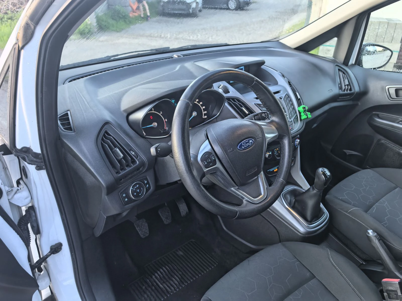 Ford B-Max 1.0EcoBoost Euro5b - изображение 9