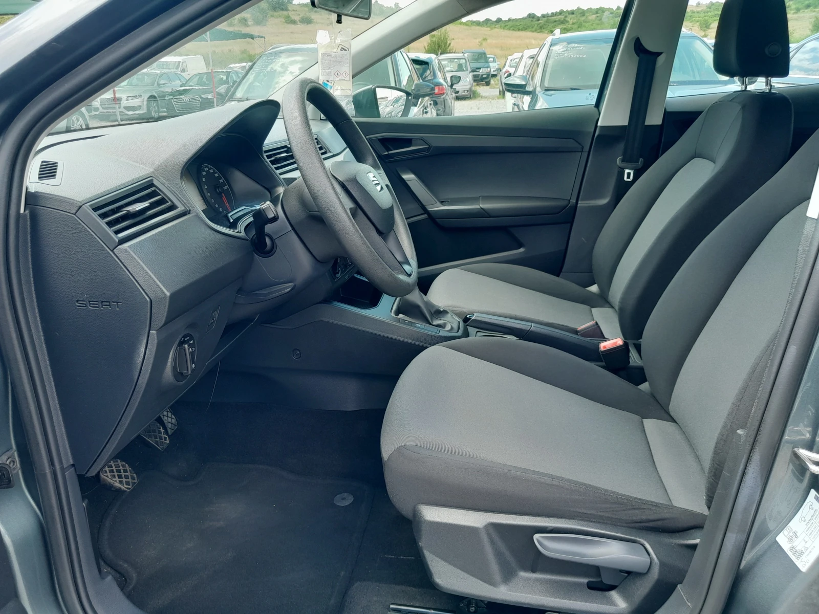 Seat Ibiza 1.0i - изображение 9