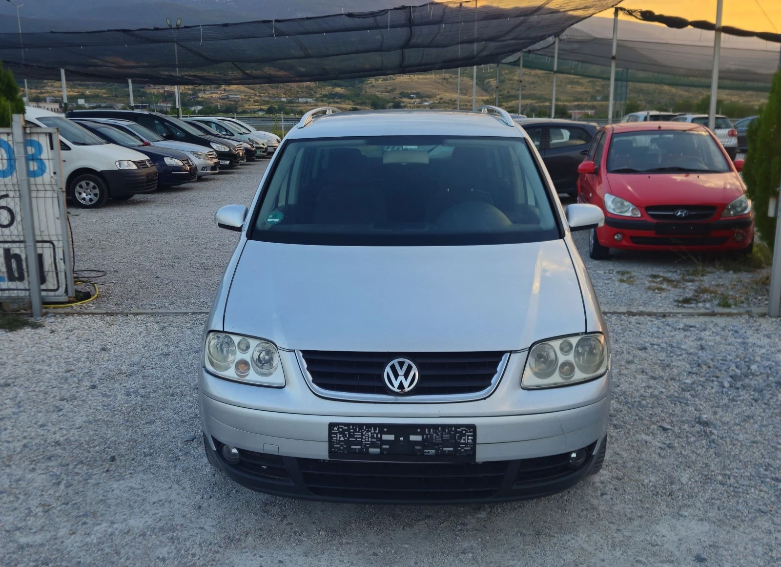 VW Touran 1.9TDI highline 2007г.7местен.6скорости - изображение 2