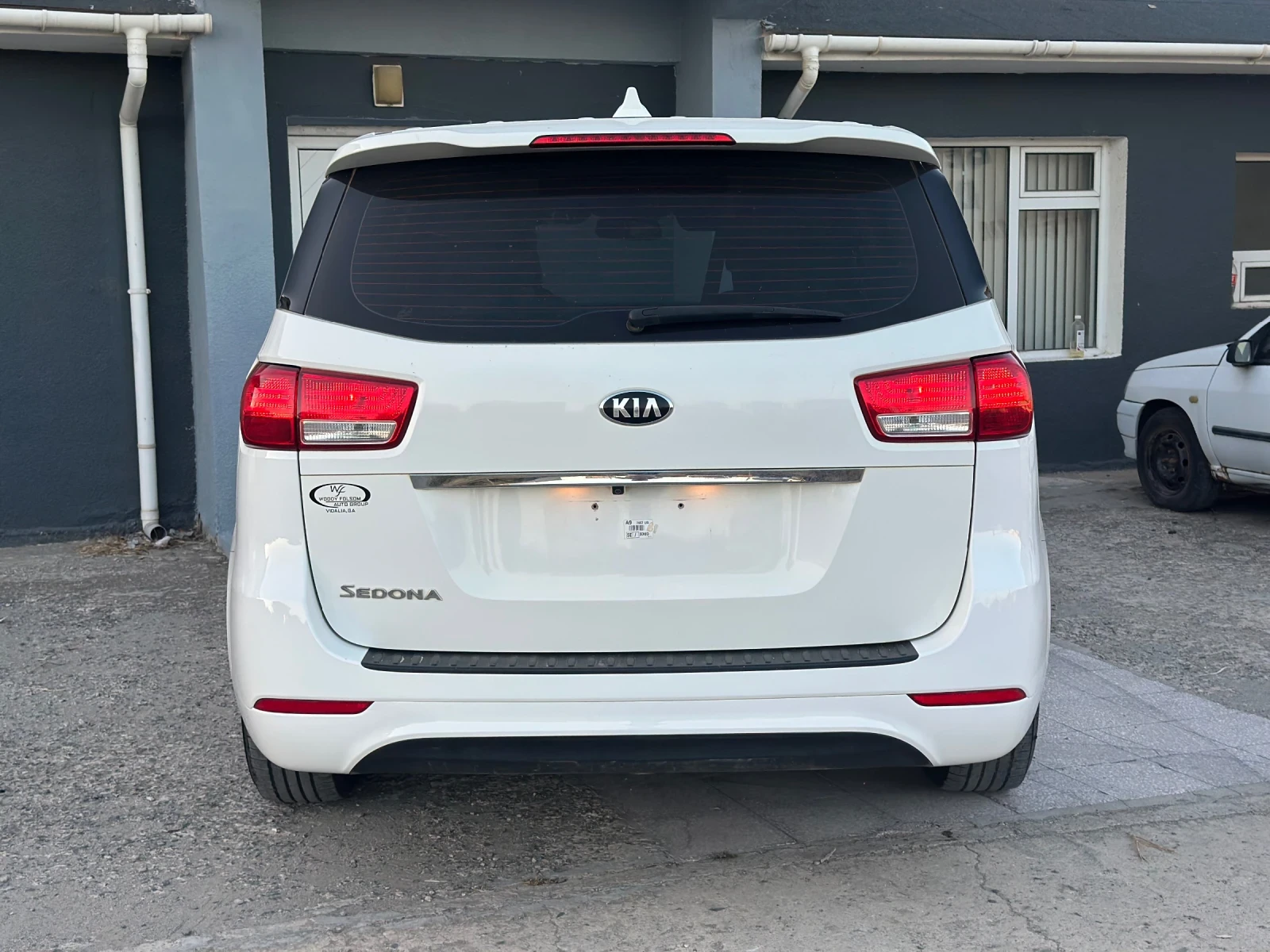 Kia Carnival Sedona Бензин - изображение 6