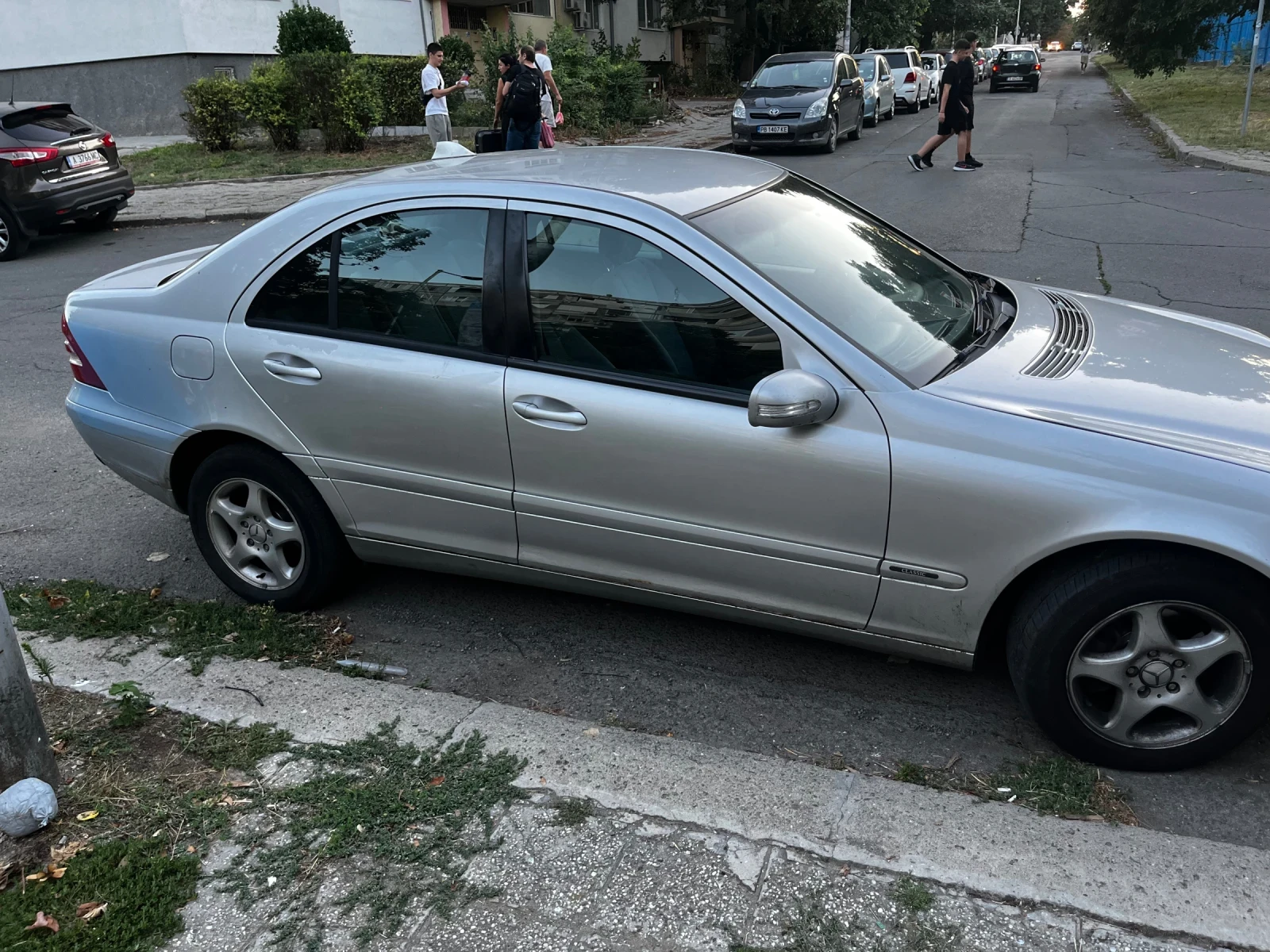 Mercedes-Benz C 200  - изображение 2