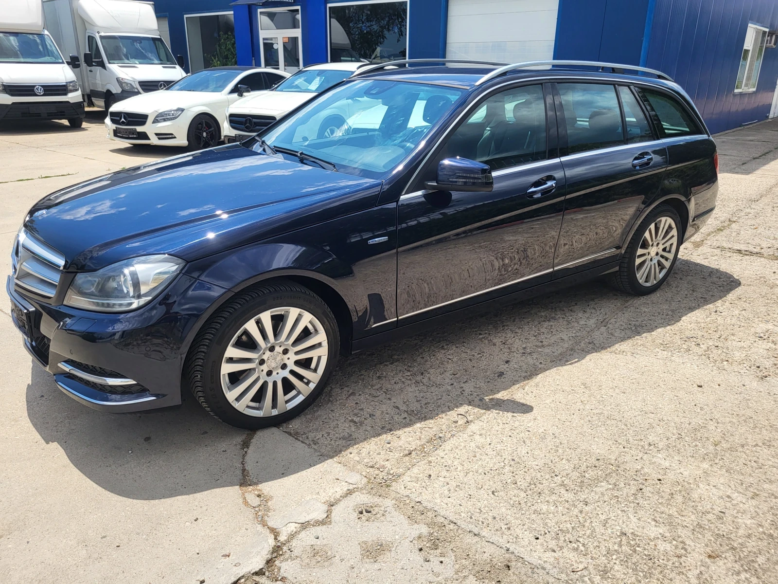 Mercedes-Benz C 220 CDI T-Model Автоматик Keyless Лизинг - изображение 4