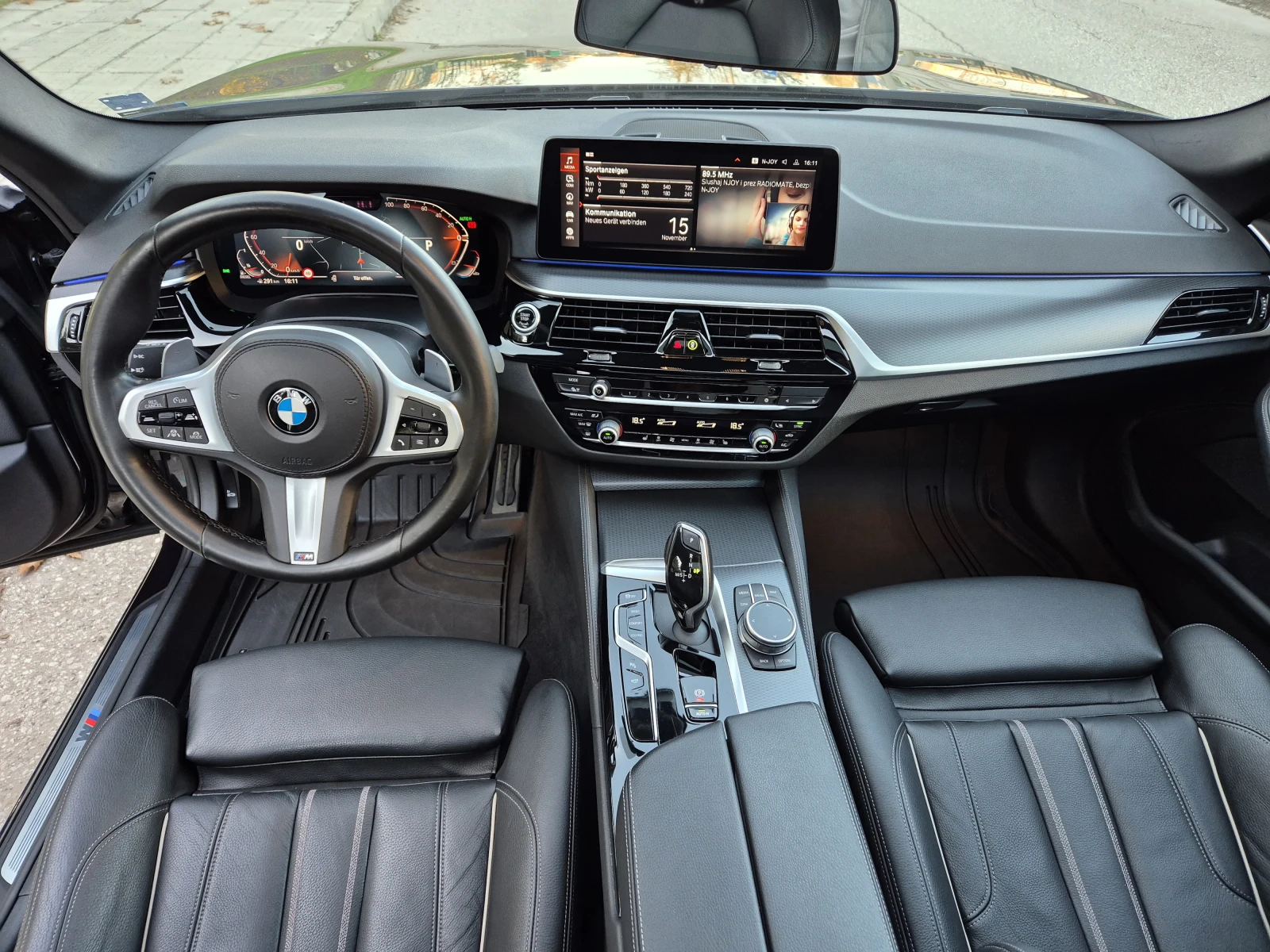 BMW 530 * M-PACK* FACE* PANO* DISTRONIC* MILD HIBRID* FULL | Mobile.bg   10