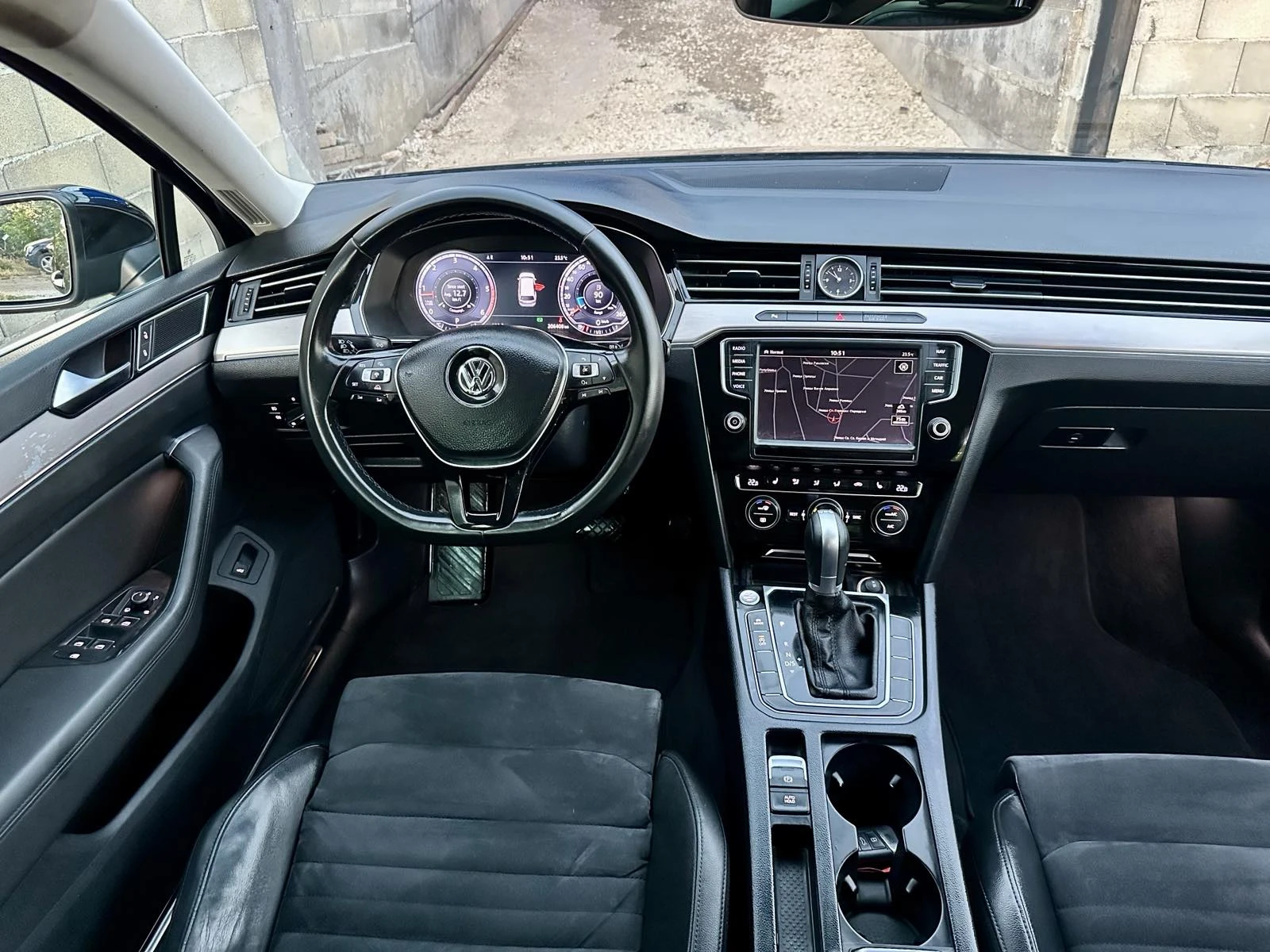 VW Passat 2.0 TDI Highline ��������, �������, ��������� | Mobile.bg � ����������� 11