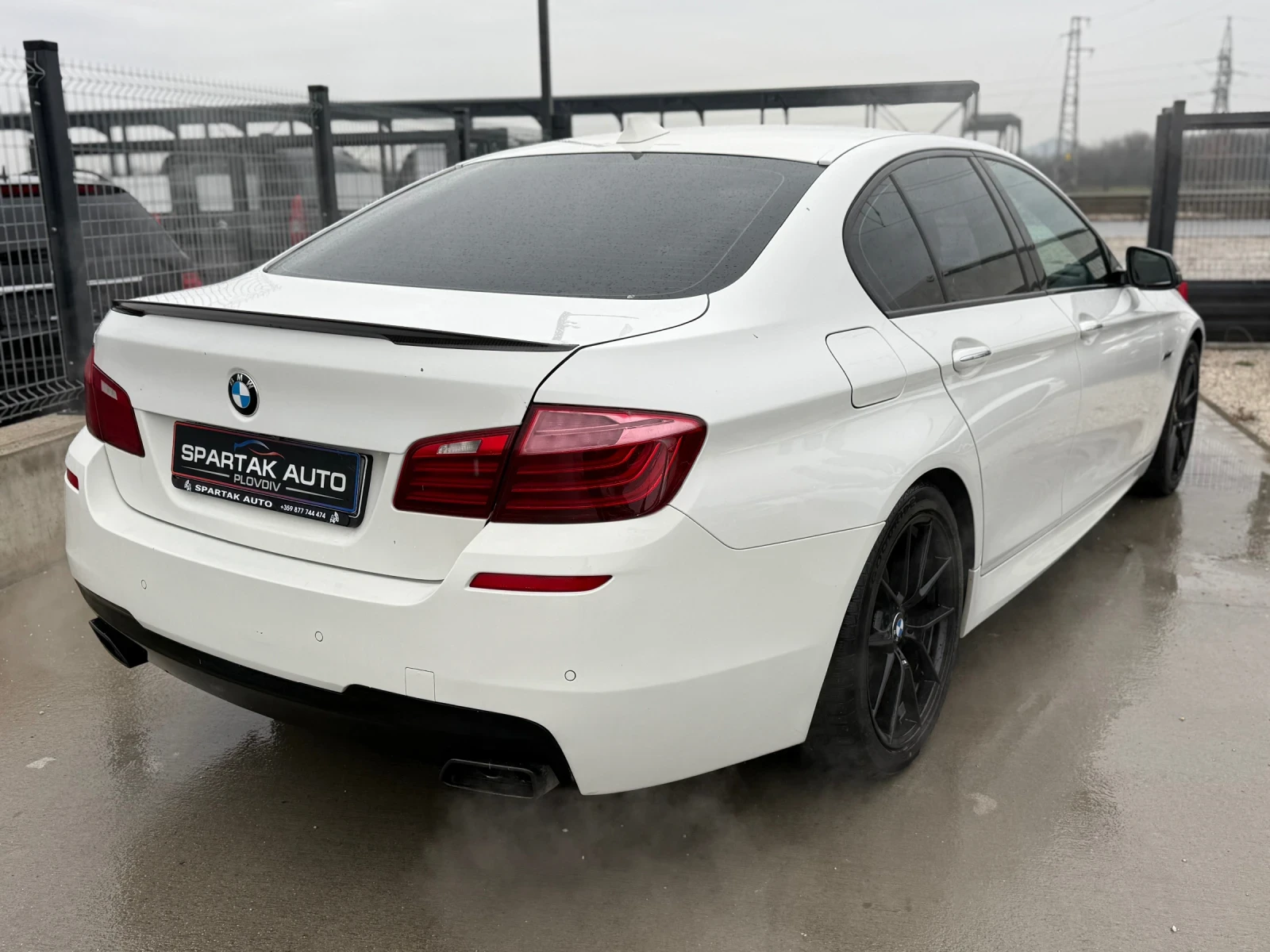 BMW 550 i* 2016г* FACE* M Pack* 177.000KM* ТОП Състояние*  - изображение 4