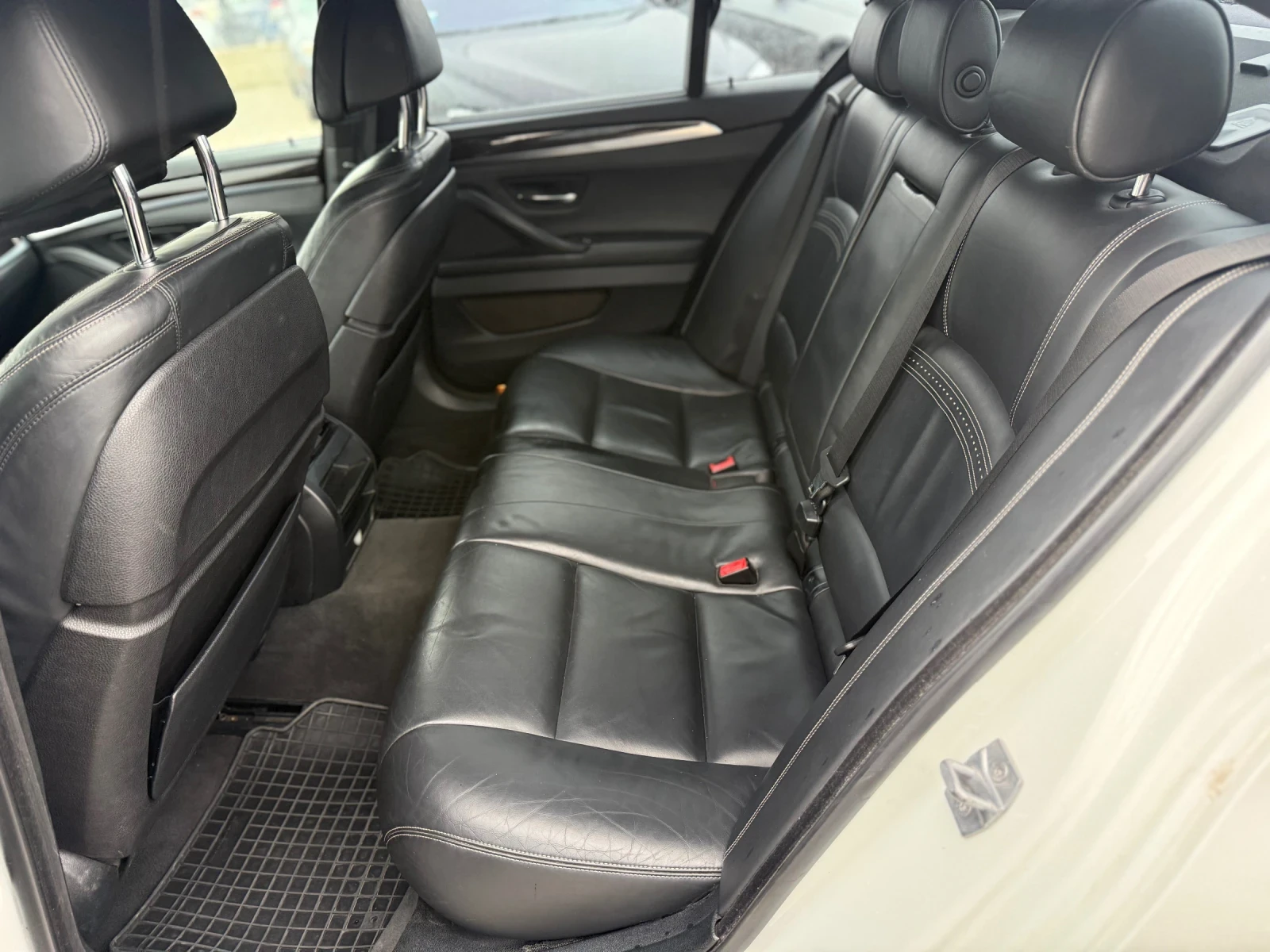 BMW 550 i* 2016г* FACE* M Pack* 177.000KM* ТОП Състояние*  - изображение 10