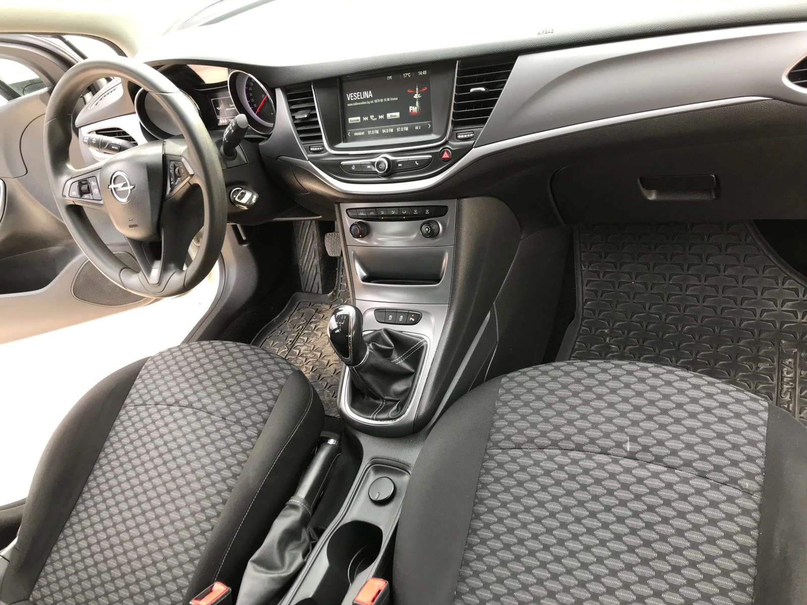 Opel Astra Евро 6, 105ks.150x.km., снимка 15 - Автомобили и джипове - 53572291