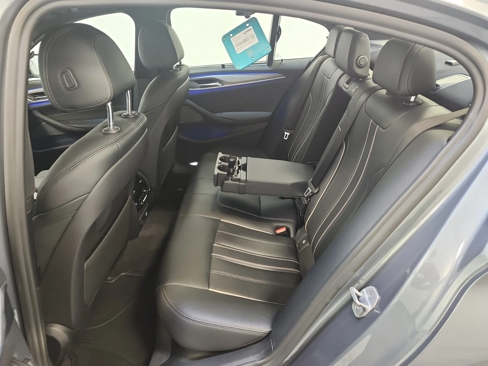 BMW 530 M ПАКЕТ * HEAD UP * SOFT CLOSE * CARFAX * , снимка 9 - Автомобили и джипове - 54545123