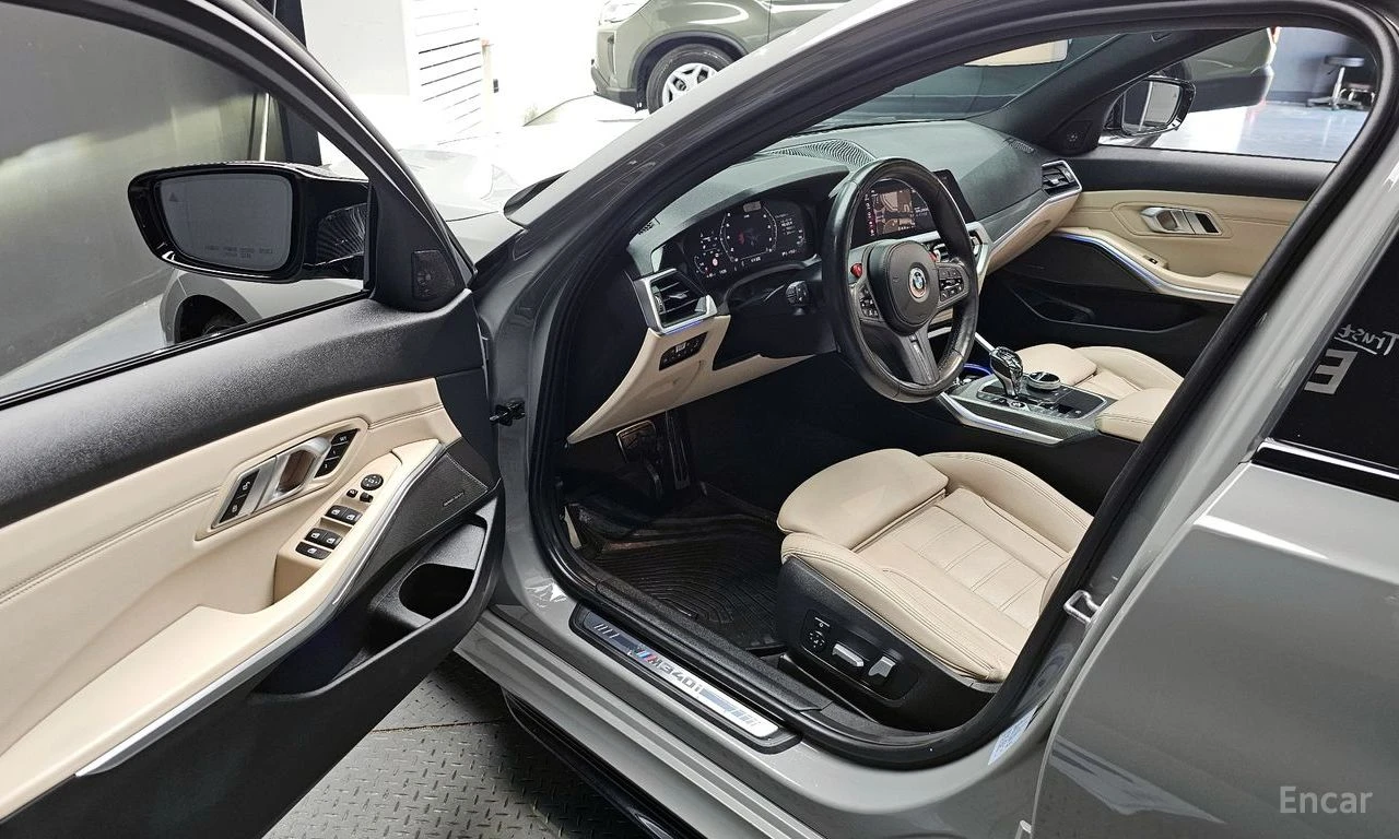 BMW 340 M340I* КОЖА* ПОДГРЕВ* ОБДУХВ* HEAD UP* 360* LINE A, снимка 10 - Автомобили и джипове - 54564499