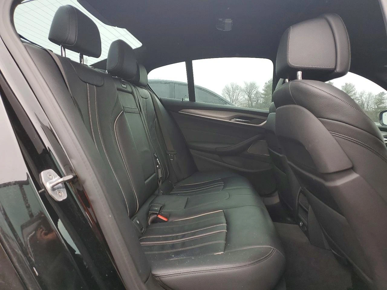 BMW M5 4.4l 50Xi, снимка 10 - Автомобили и джипове - 54726451