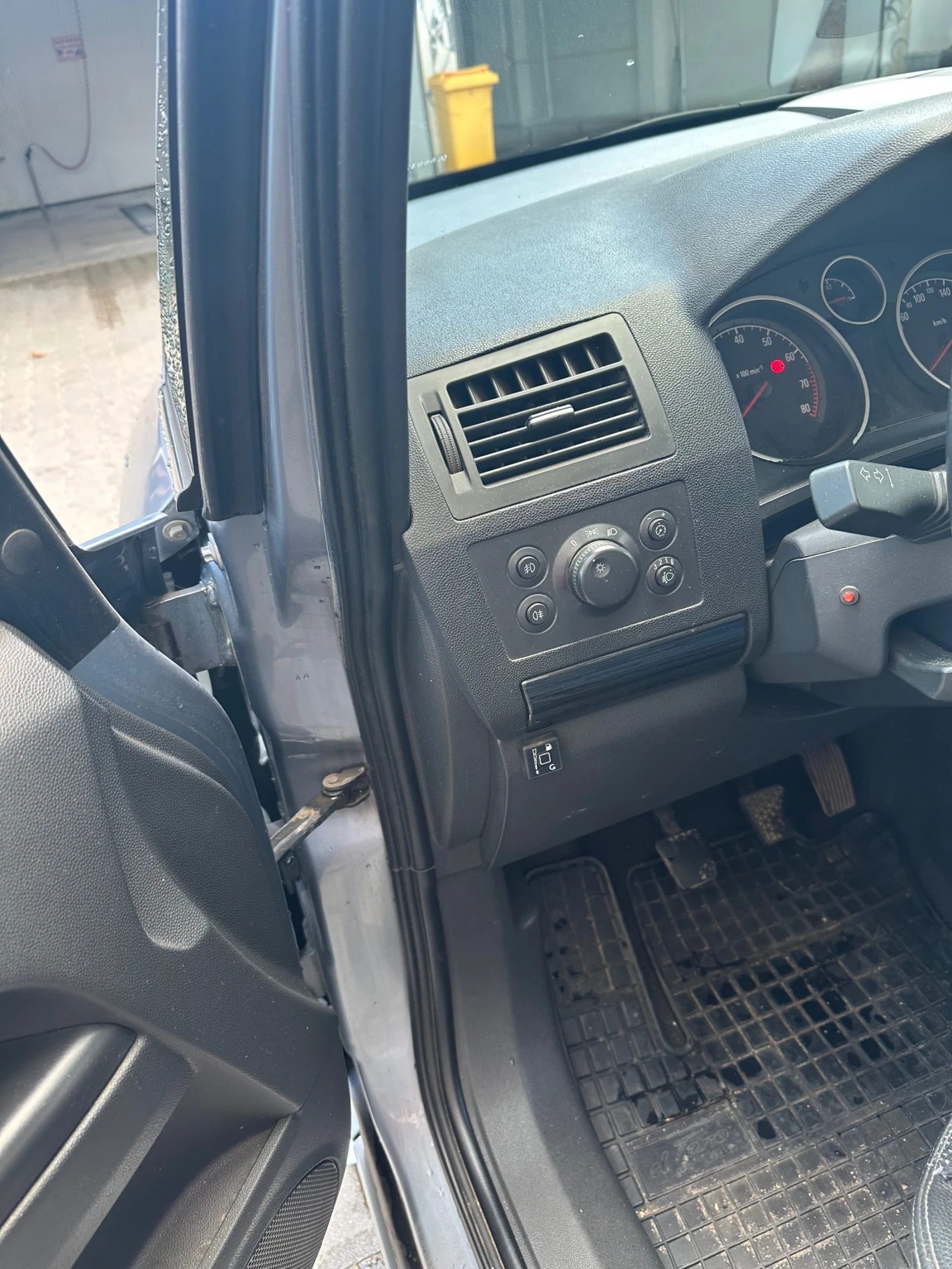 Opel Zafira, снимка 5 - Автомобили и джипове - 54970400