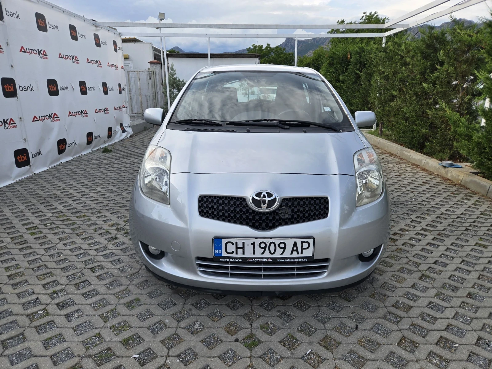 Toyota Yaris 1.3VVTI-87кс= АВТОМАТ= 5ВРАТИ= ОБСЛУЖЕНА