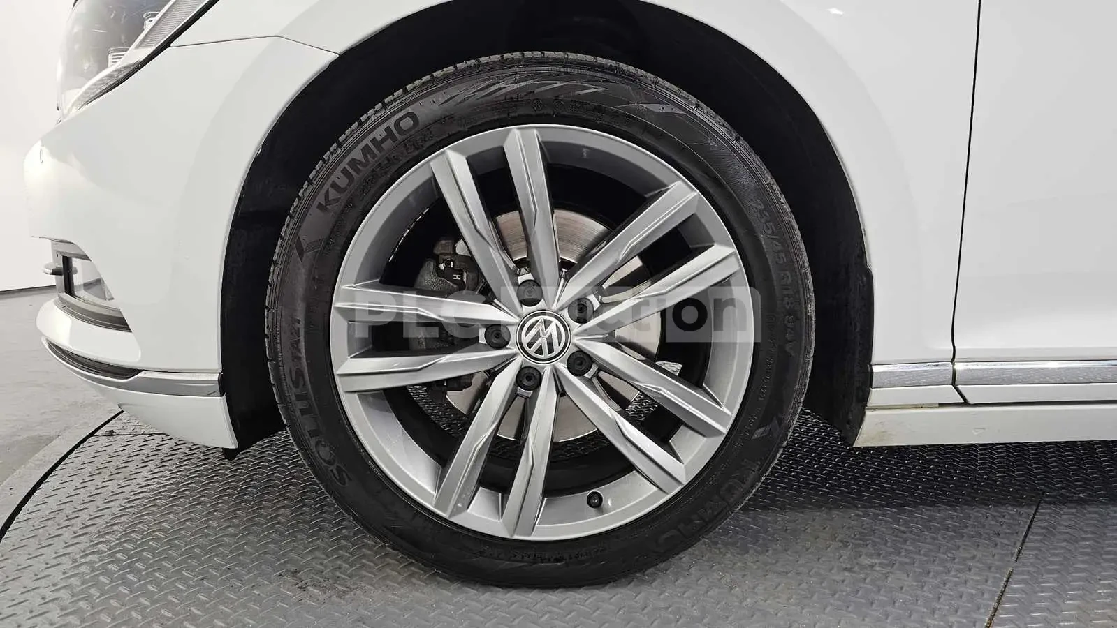 VW Passat 2.0TDI PRESTIGE! PANO/HEAD-UP/CAM, снимка 5 - Автомобили и джипове - 55225351