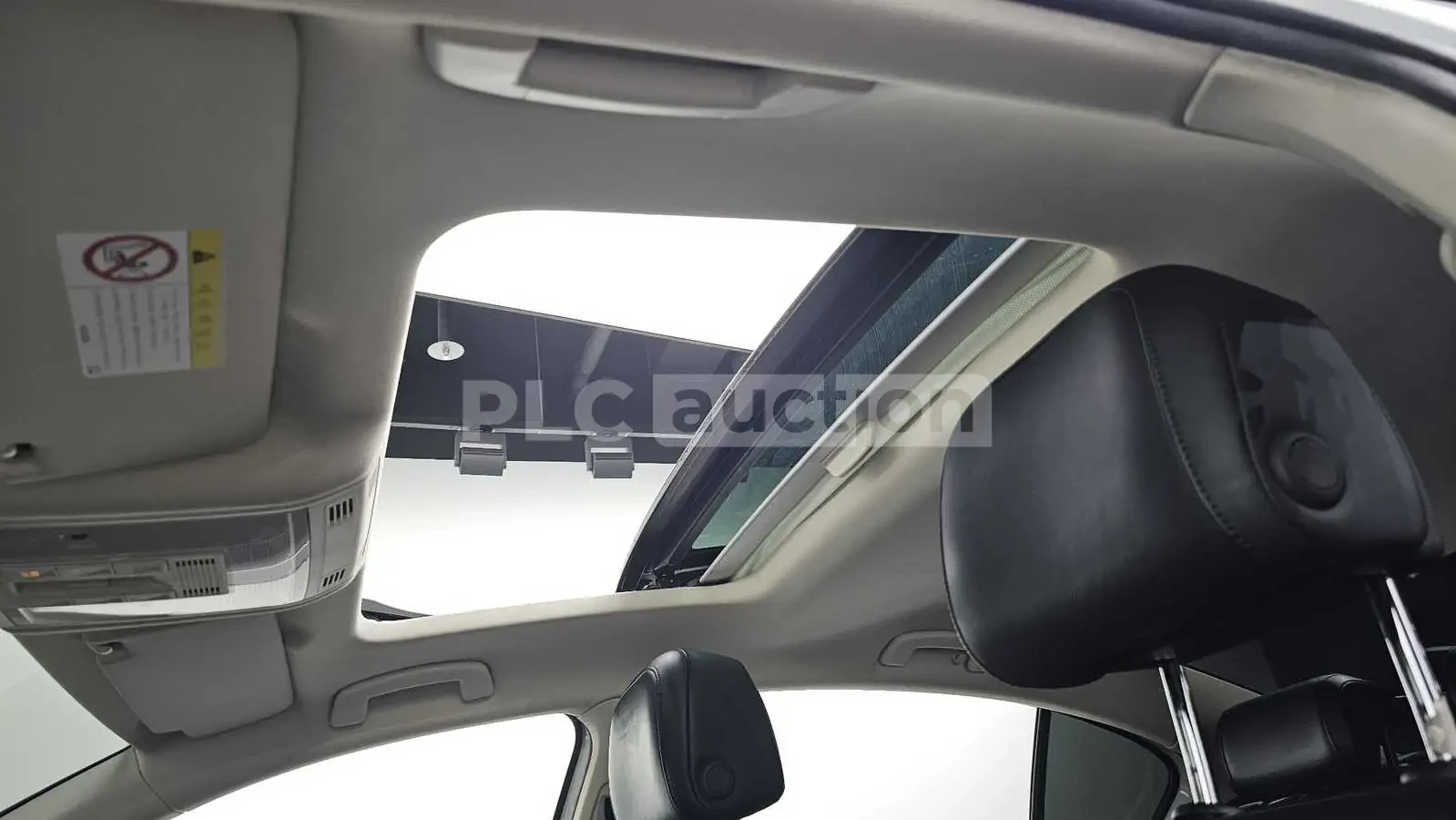 VW Passat 2.0TDI PRESTIGE! PANO/HEAD-UP/CAM, снимка 15 - Автомобили и джипове - 55225351
