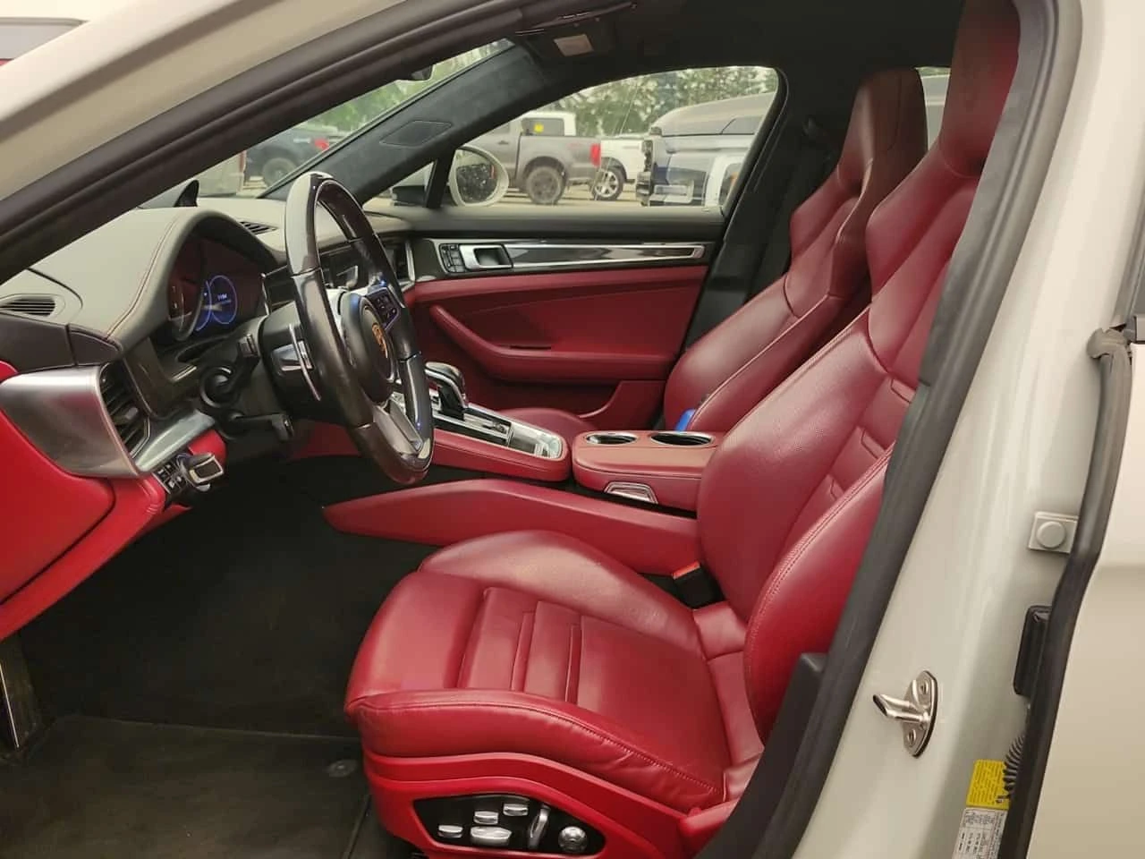 Porsche Panamera  TURBO| BOSE| ОБДУХВАНЕ| 2 КЛЮЧА| , снимка 7 - Автомобили и джипове - 55313226