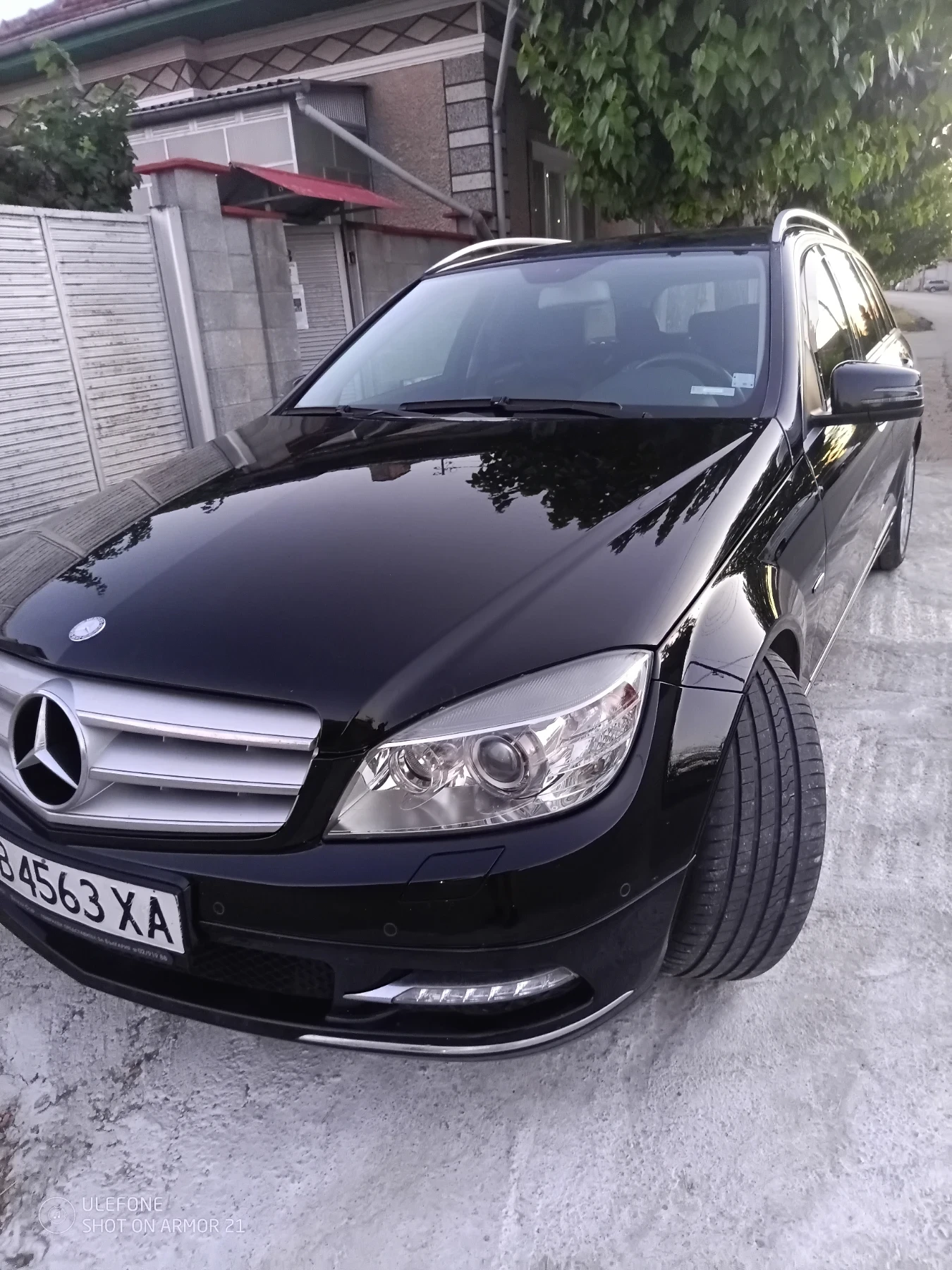Mercedes-Benz C 350 4 matic, снимка 3 - Автомобили и джипове - 55417592