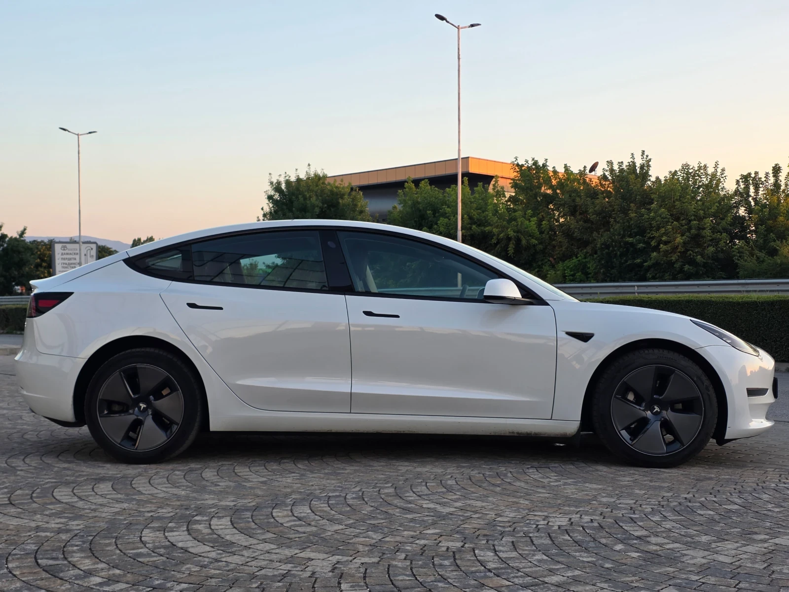 Tesla Model 3 LONG RANGE / DUAL MOTOR  / GERMANY / НАЛИЧНА , снимка 6 - Автомобили и джипове - 55469920