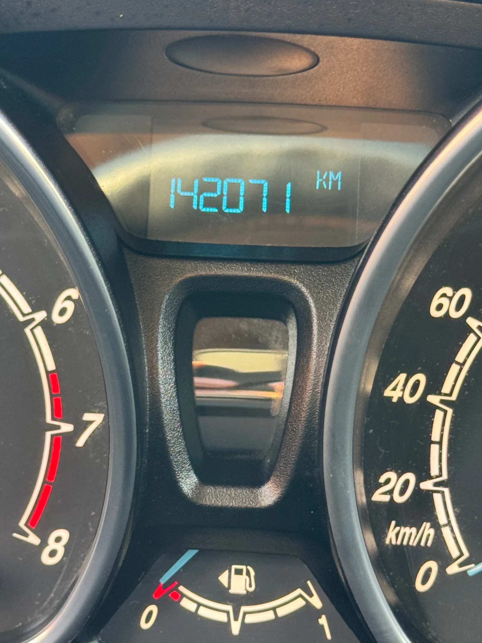 Ford B-Max 1.0T 142, 000km, снимка 10 - Автомобили и джипове - 55590847