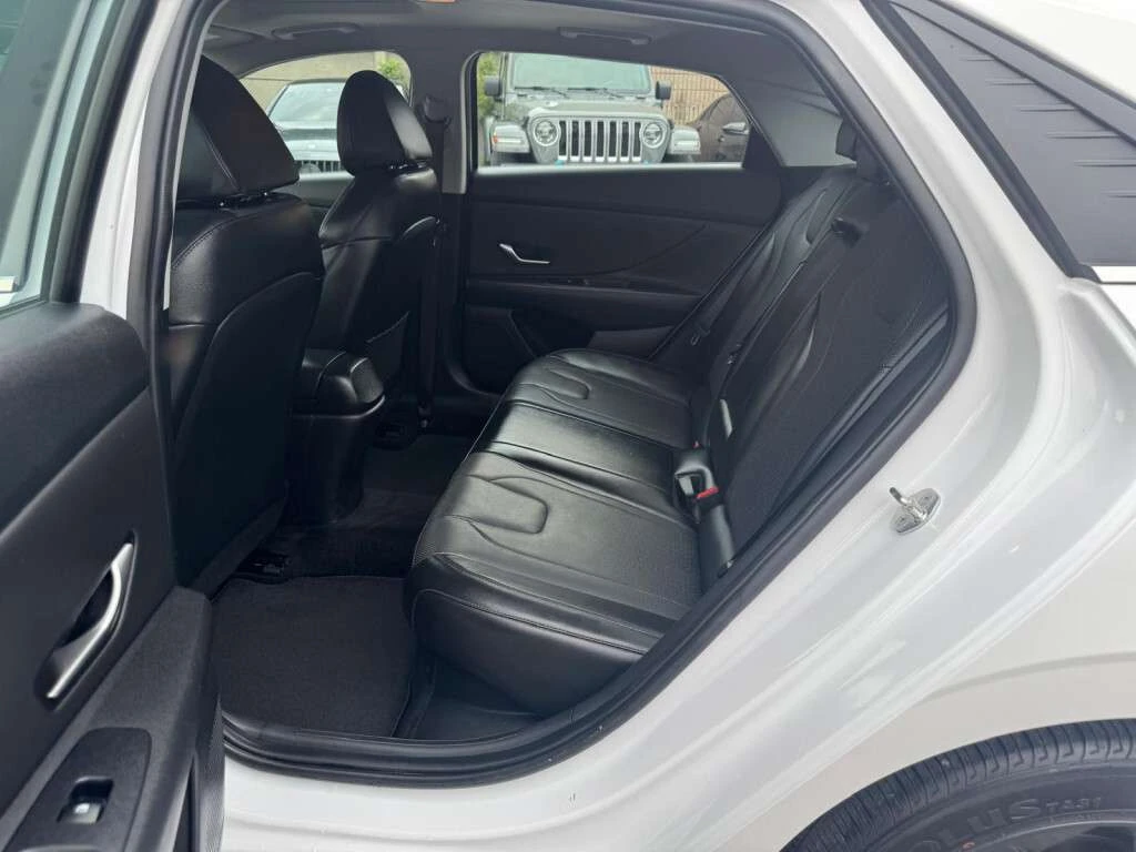 Hyundai Elantra Ultimate Hybrid, АВТОКРЕДИТ, снимка 10 - Автомобили и джипове - 56117033