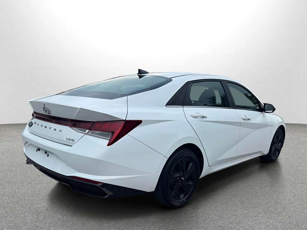 Hyundai Elantra Ultimate Hybrid, АВТОКРЕДИТ, снимка 4 - Автомобили и джипове - 56117033