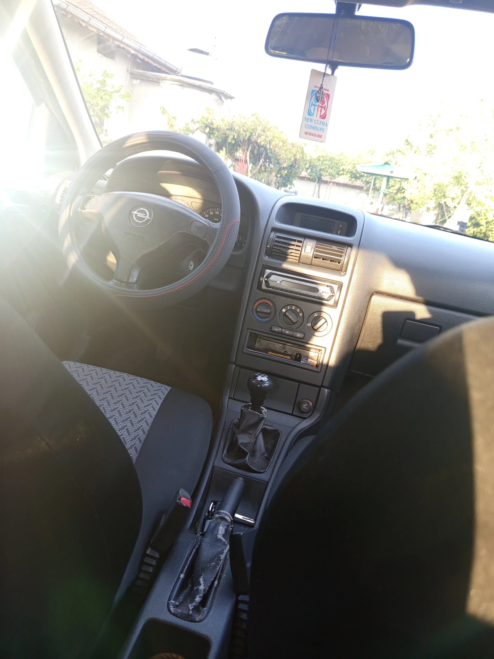 Opel Astra 1.4 classic, снимка 8 - Автомобили и джипове - 56377605