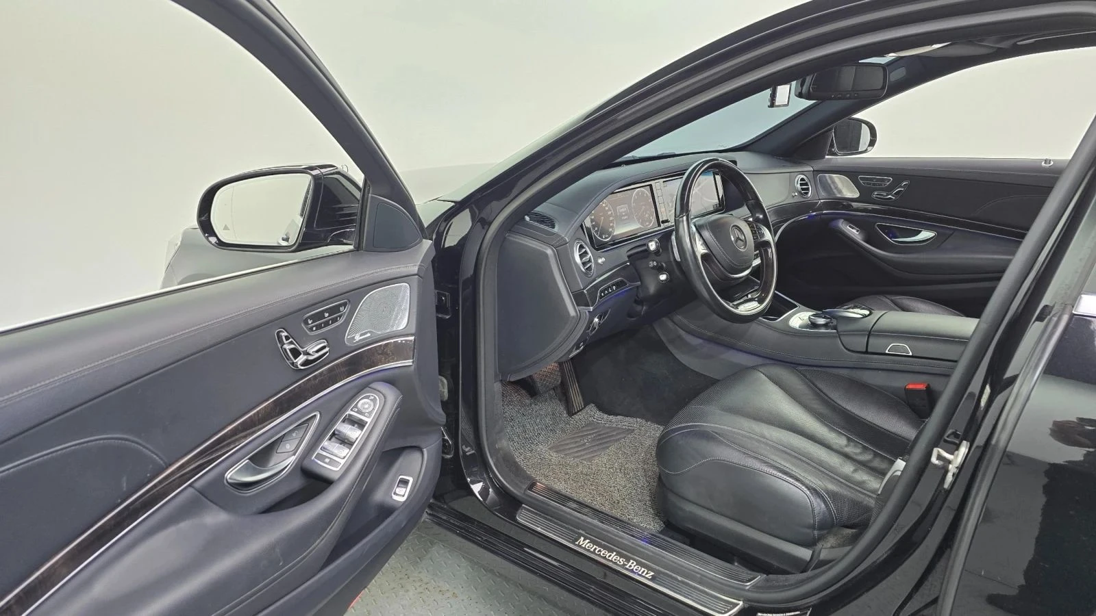 Mercedes-Benz S 400, снимка 8 - Автомобили и джипове - 56706346