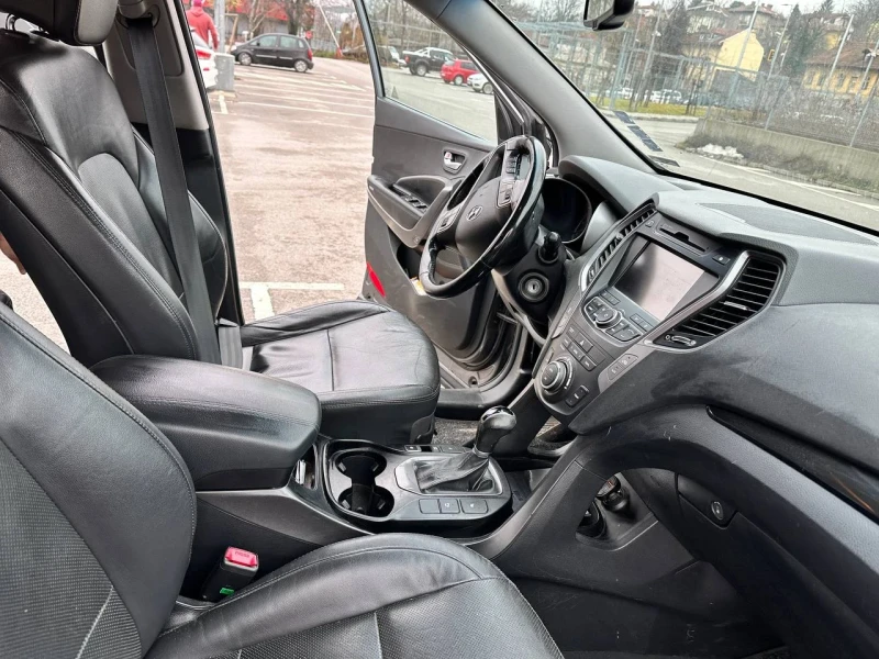 Hyundai Santa fe, снимка 6 - Автомобили и джипове - 48265910