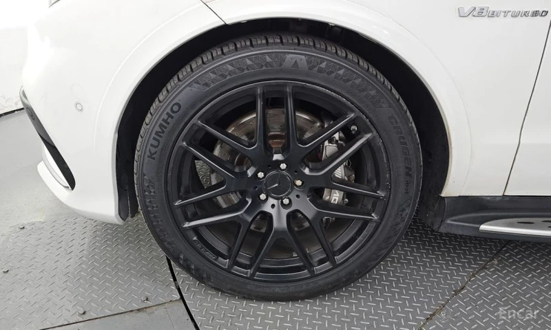 Mercedes-Benz GLE 63 AMG, снимка 5 - Автомобили и джипове - 52815007