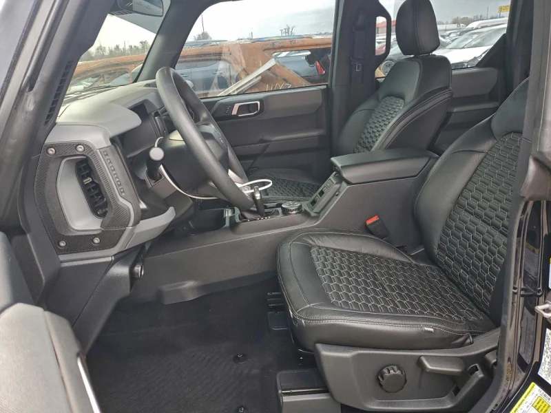 Ford Bronco 2.7l Base, снимка 7 - Автомобили и джипове - 53577465