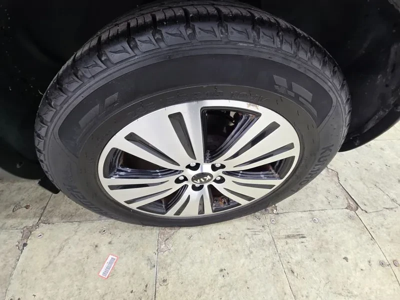 Kia Sportage 2.0 CRDi 4WD, снимка 17 - Автомобили и джипове - 54274965