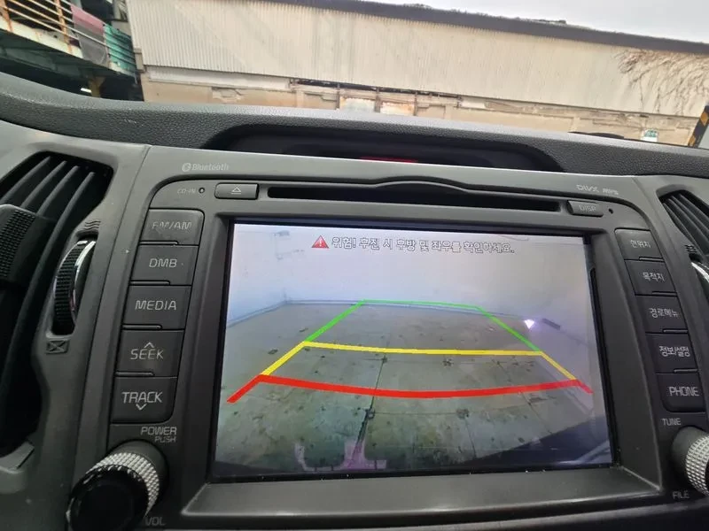 Kia Sportage 2.0 CRDi 4WD, снимка 11 - Автомобили и джипове - 54274965