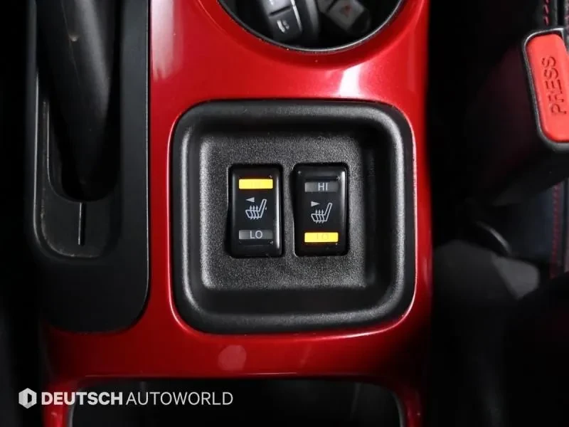 Nissan Juke 1.6 Sv F15, снимка 17 - Автомобили и джипове - 55750052